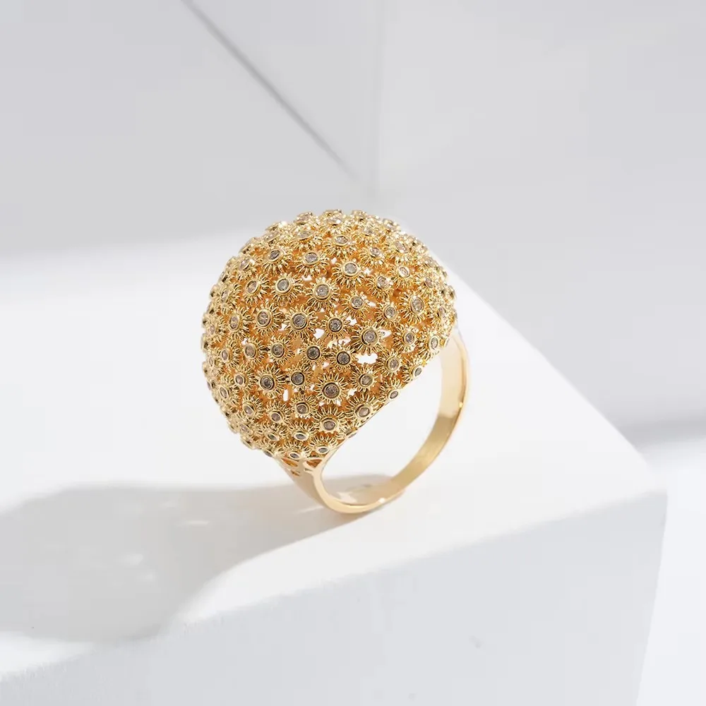 

BrideTalk Pherical Design Big Ring Women Zircon Full Pave Setting Nigeria Bridal Jewelry For Wedding Engagement High Quality