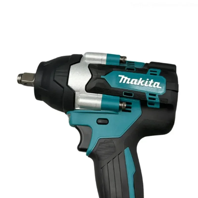DTW700 Makita 18V 1800Nm Brushless Cordless Impact Wrench 1/2