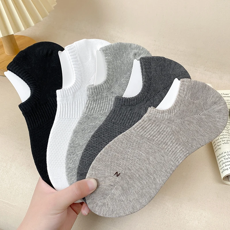 Men's Socks Summer New Casual Solid Color Classic Boat Socks Invisible Breathable Absorb Sweat Simple Sports Mesh Socks For Man