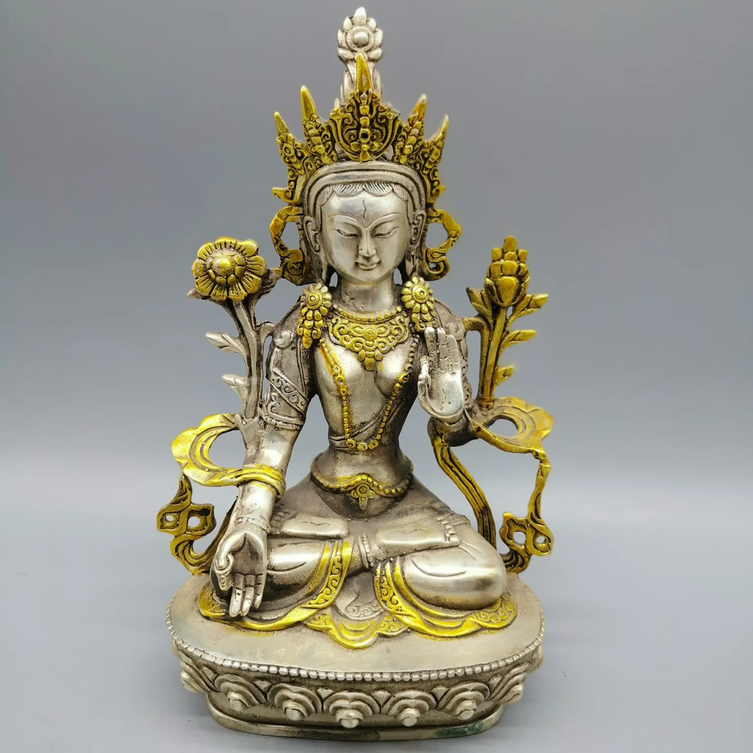 

Fashion Chinese Exquisite Tibet Buddhism Silver 4 Arms Chenrezig Buddha Avalokiteshvara Statue Iiving Room Decoration Home Gift