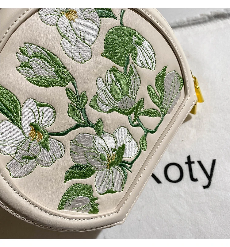 High Quality Textured Leather Embroidered Floral Circular Bag Fashion Women\'s Handbag Lady Purse Female Shoulder Messenger Bag