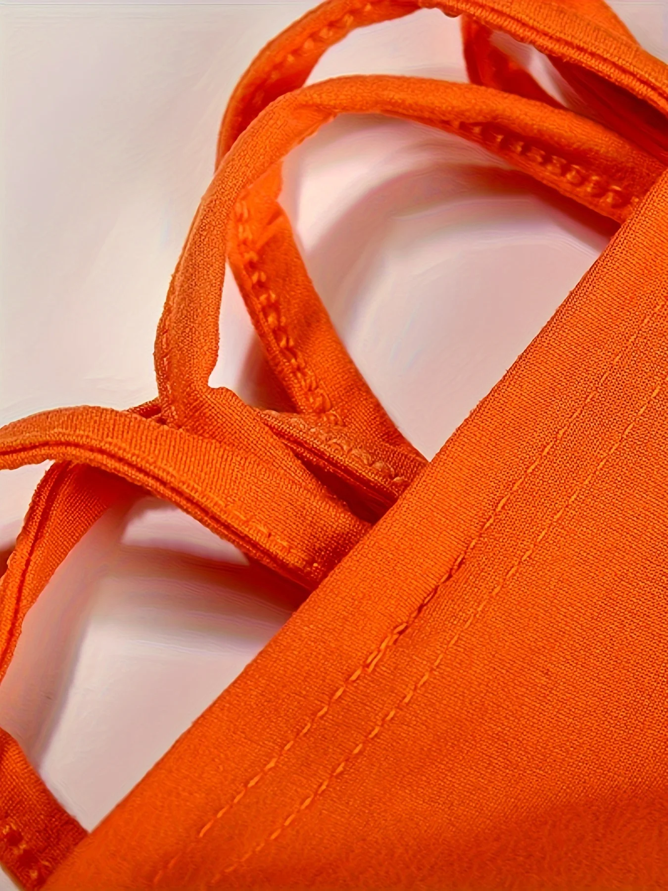 Sommer 2024 Neues Sexy Trägerkleid mit hohem Schlitz und Schriftzug-Print – Detail 16