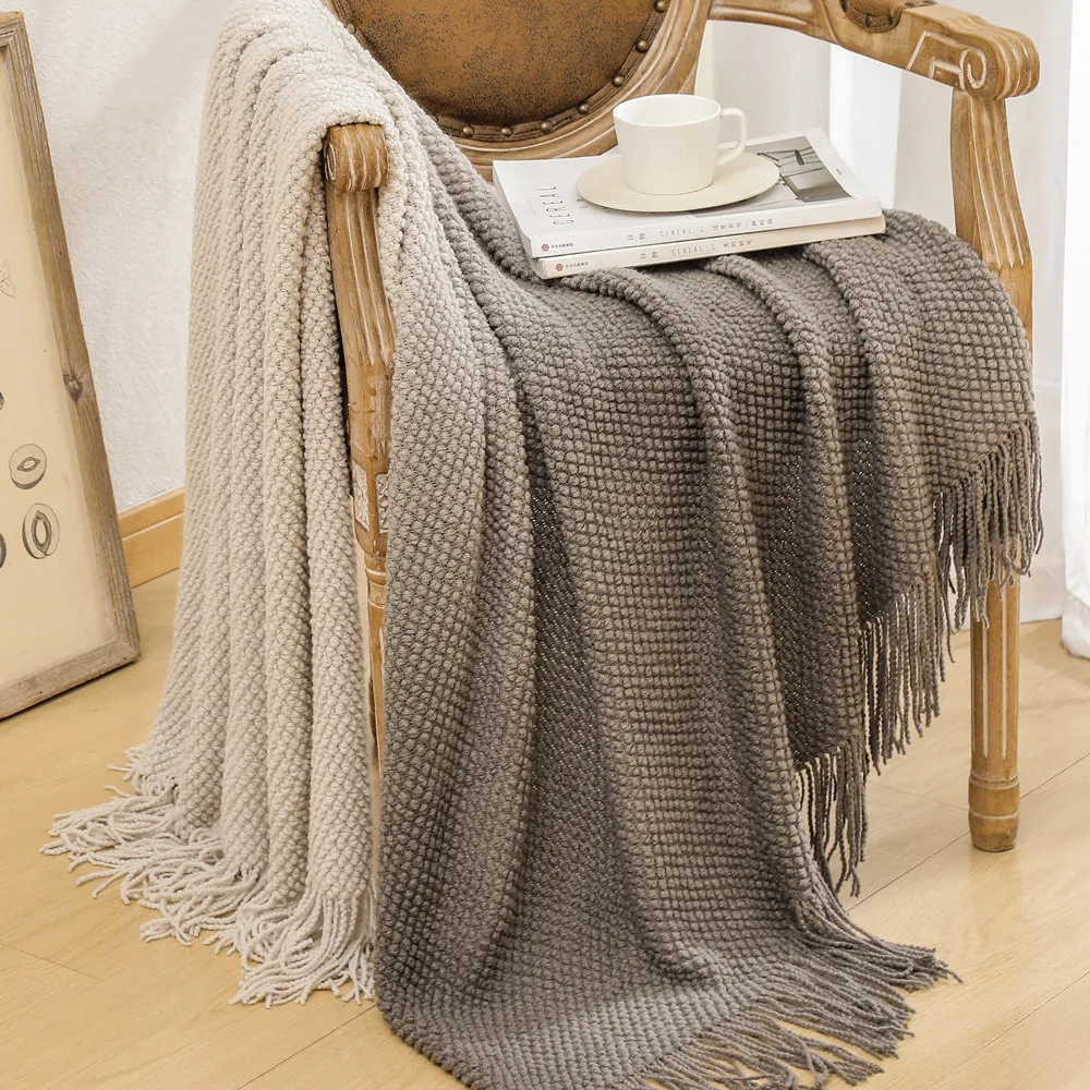 Nordic Gradient Knit Throw Blanket Soft Chunky Waffle Weave Sofa Cover with Tassels Modern Ombre Aesthetic Bed Runner for Home