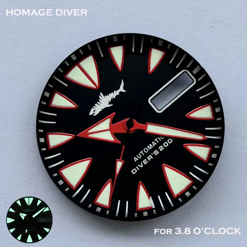 

Циферблат часов Heimdallr 28,5 мм, черный, красный, с зеленым светящимся покрытием C3, с окошком для даты и дня недели, подходит для механизма NH36.