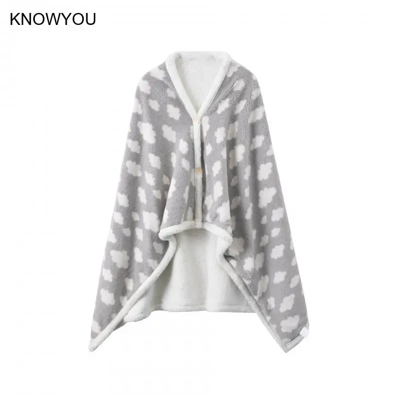 

Print Cloud Home Pajama Women Warm Flannel Fleece Capes Winter and Autumn Warm Jacket Integrated Wearable Blanket Pashmina