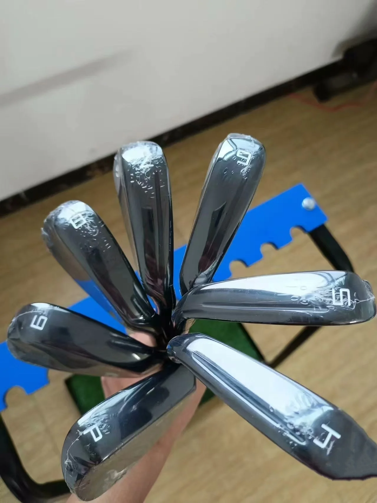 Brand new Golf Clubs 790s gen3 Irons Black golf Set 4-9P 7PCS R/S Flex Graphite/Steel Black Shaft with Head Cover