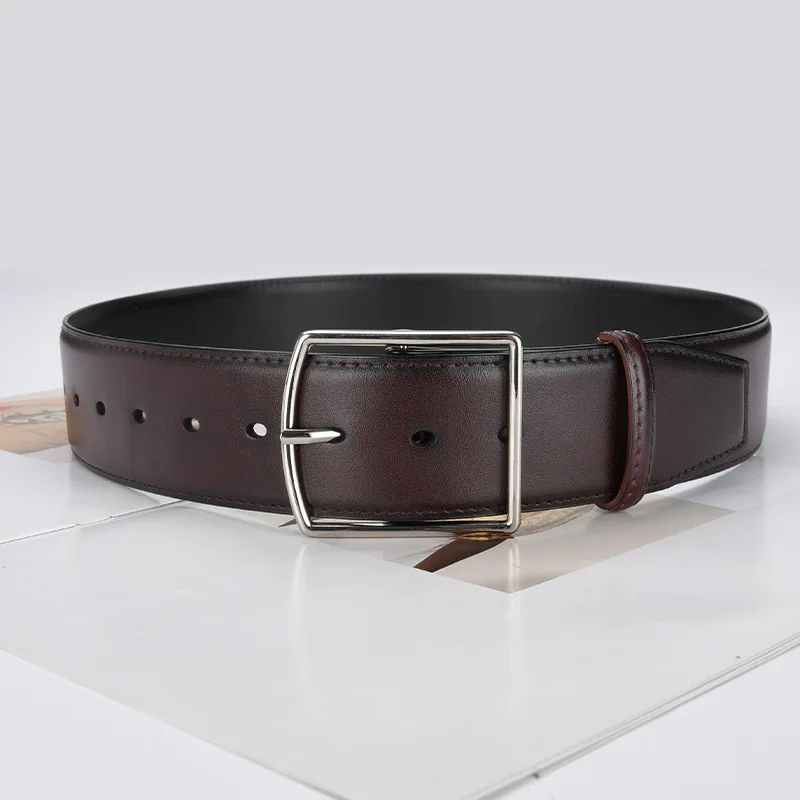 الفساتين النسائية الجديدة ذات الخصر الواسع المزخرفة بأحزمة واسعة وإكسسواراتها عصرية ومتعددة الاستخدامات