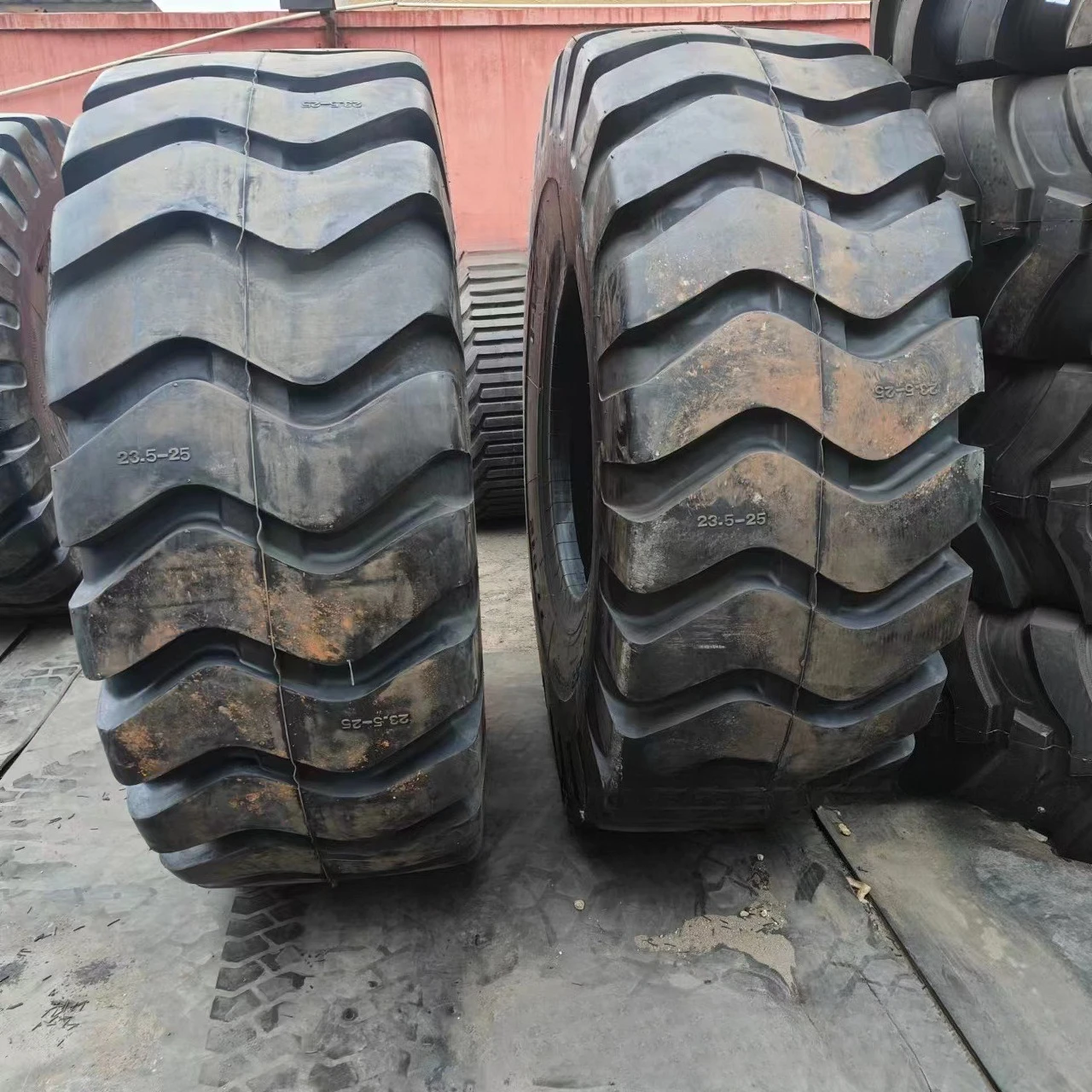 17.5/20 5/26.5/29.5-25 E3/L3 موجة 23.R25 مثلث 23.5-25 إطارات