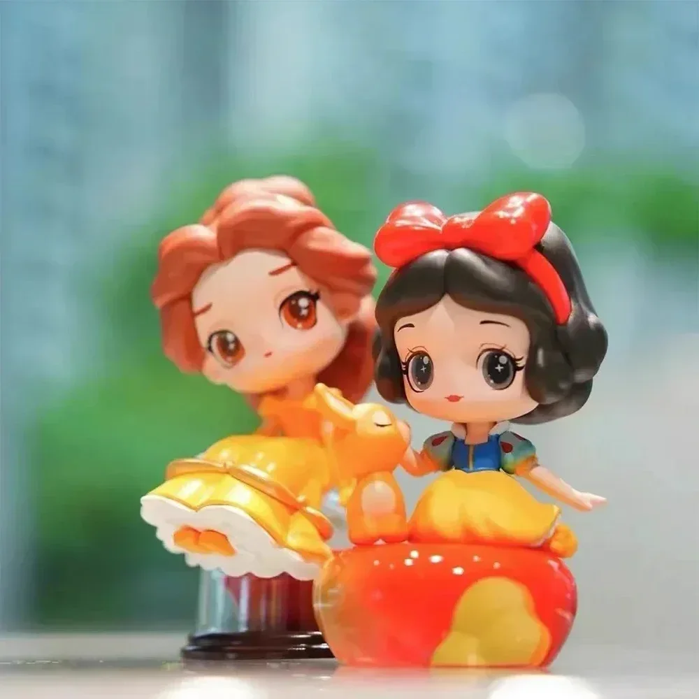 Disney Princess Fairy Town Series Figures Box Cute Snow White Petunia Ariel Mulan Cinderella Tabletop Decor Mini Model Doll Gift