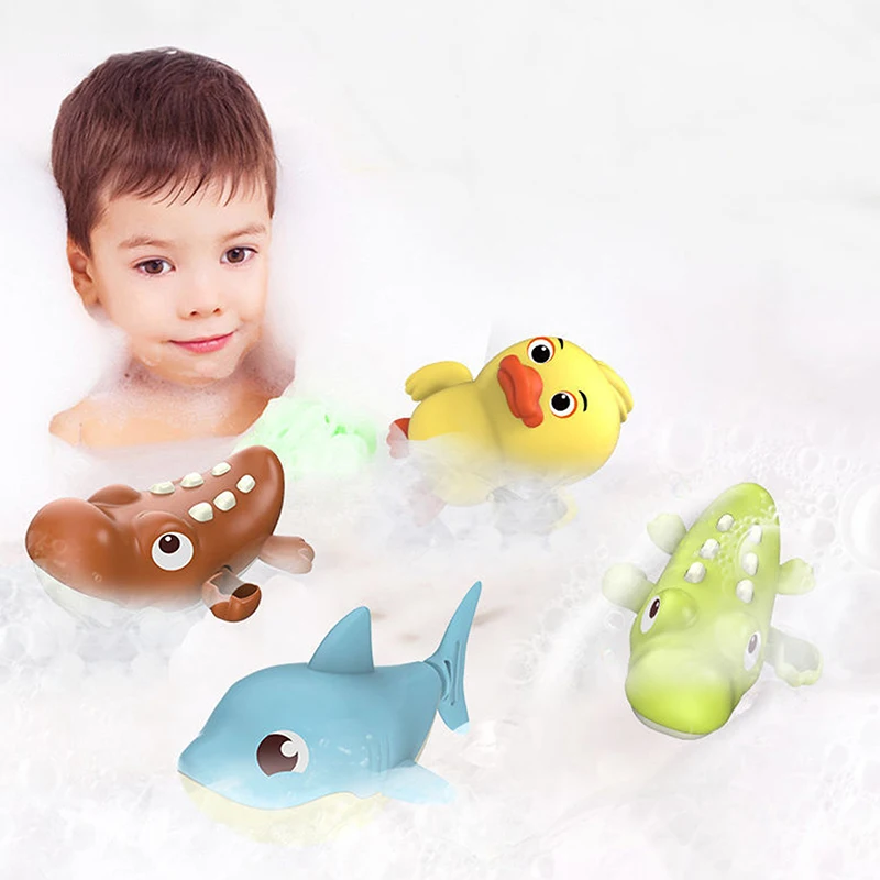1pc verão quente novo tubarão dos desenhos animados brinquedo de jogo de água do bebê com corrente de corda, brinquedo de praia ao ar livre, brinquedo de chuveiro, brinquedo de banho