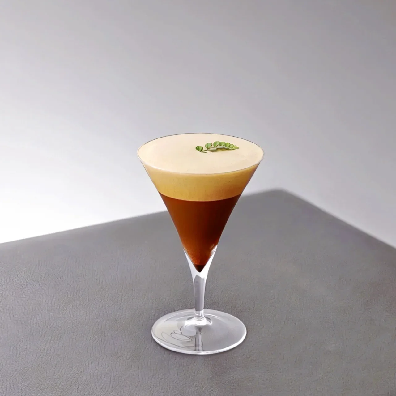 Japanese-style Kimura Low-Footed Martini Glass Dry Martini Cocktail Glass High-Quality Triangular Glass