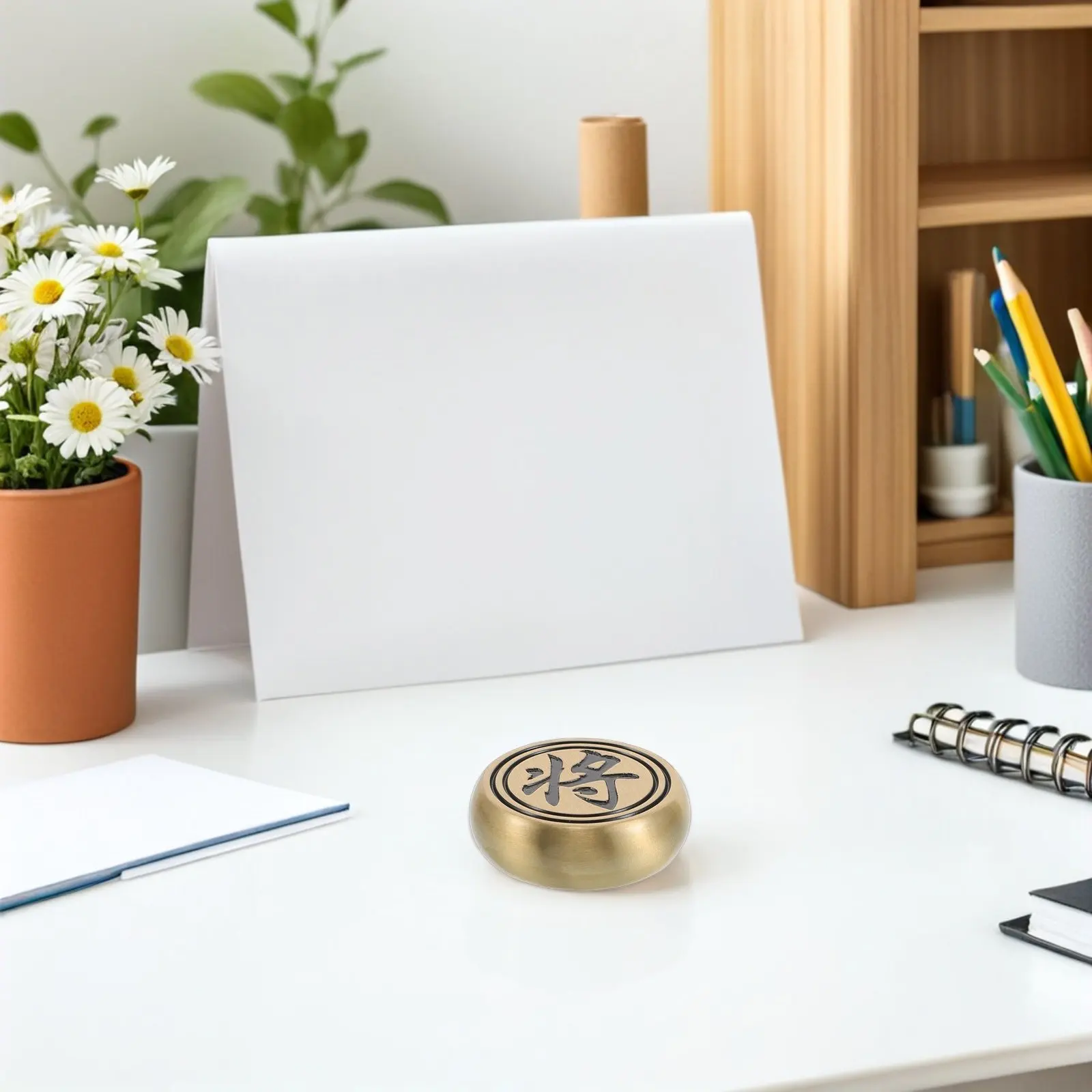 

Creative Chess Paperweight in Round Brass Finish 3.9cm Heavy Flat Holder for Office Desk Studio Decoration Function Tool