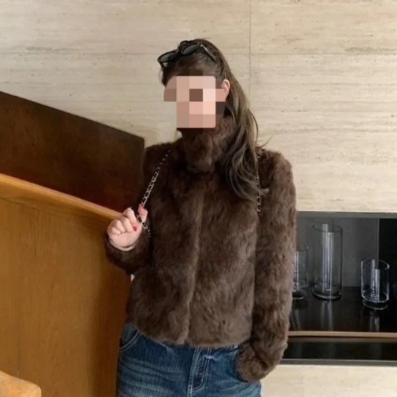 

Теплая куртка с воротником из овечьей шерсти, короткая куртка с интегрированным плюшевым мехом.