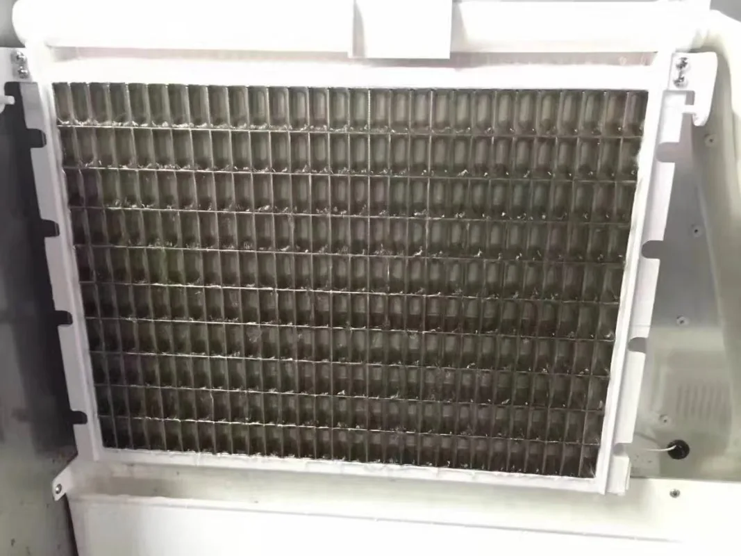 Customized Automatic Commercial Ice Maker Machine 680~900kg/24h Air Cooling  for Restaurant America Europe