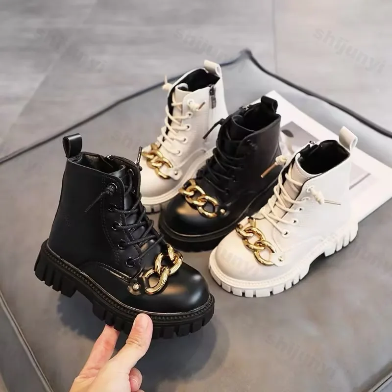 

Children's Ankle Boots Autumn 2025 Britain Metal Decor Girls Comfortable Non Slip Outdoor Short Boots Zipper Fashion Shoes