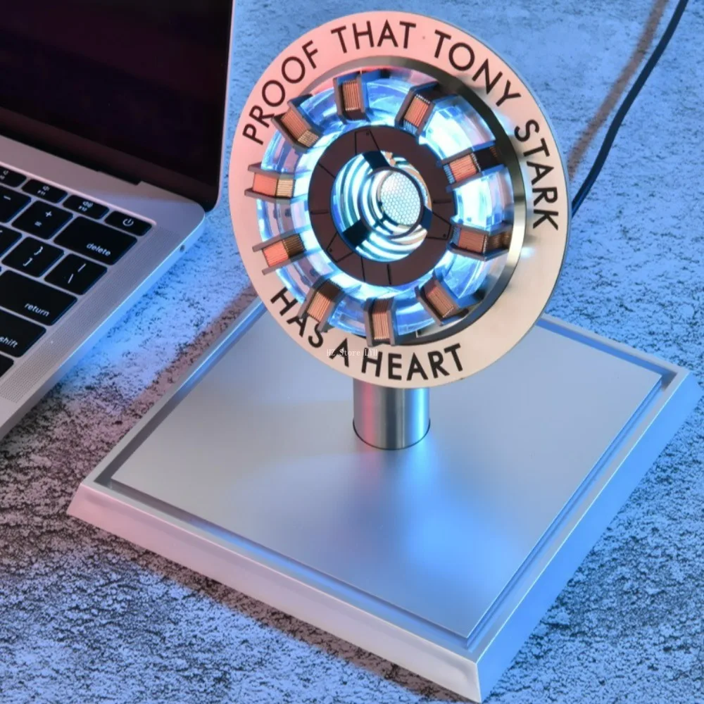 ไฟ LED รูปทรงเครื่องปฏิกรณ์อาร์คของทอยนี่ สตาร์ค จากมาร์เวล รุ่น MK1 MK2 ขนาด 1:1 ควบคุมการสั่นสะเทือนผ่าน USB พร้อมกล่องโชว์ เหมาะสำหรับเป็นของขวัญ