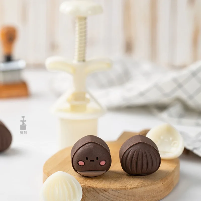 3D Chestnut Shape Mooncake Mold Cute Cute Chestnut Hand Pressure Pastry Maker Plunger Cutter Cake Pastry Decoration baking Tools