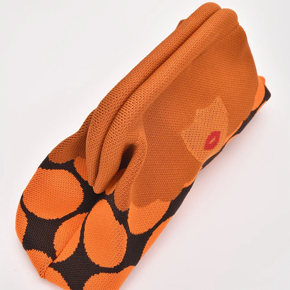 Damen Retro Lippen-Print Strick-Clutch, Orange-Schwarze Vintage-Handtasche für Casual- und Abendpartys, Lippenstift-Make-up-Tasche – Detail 4