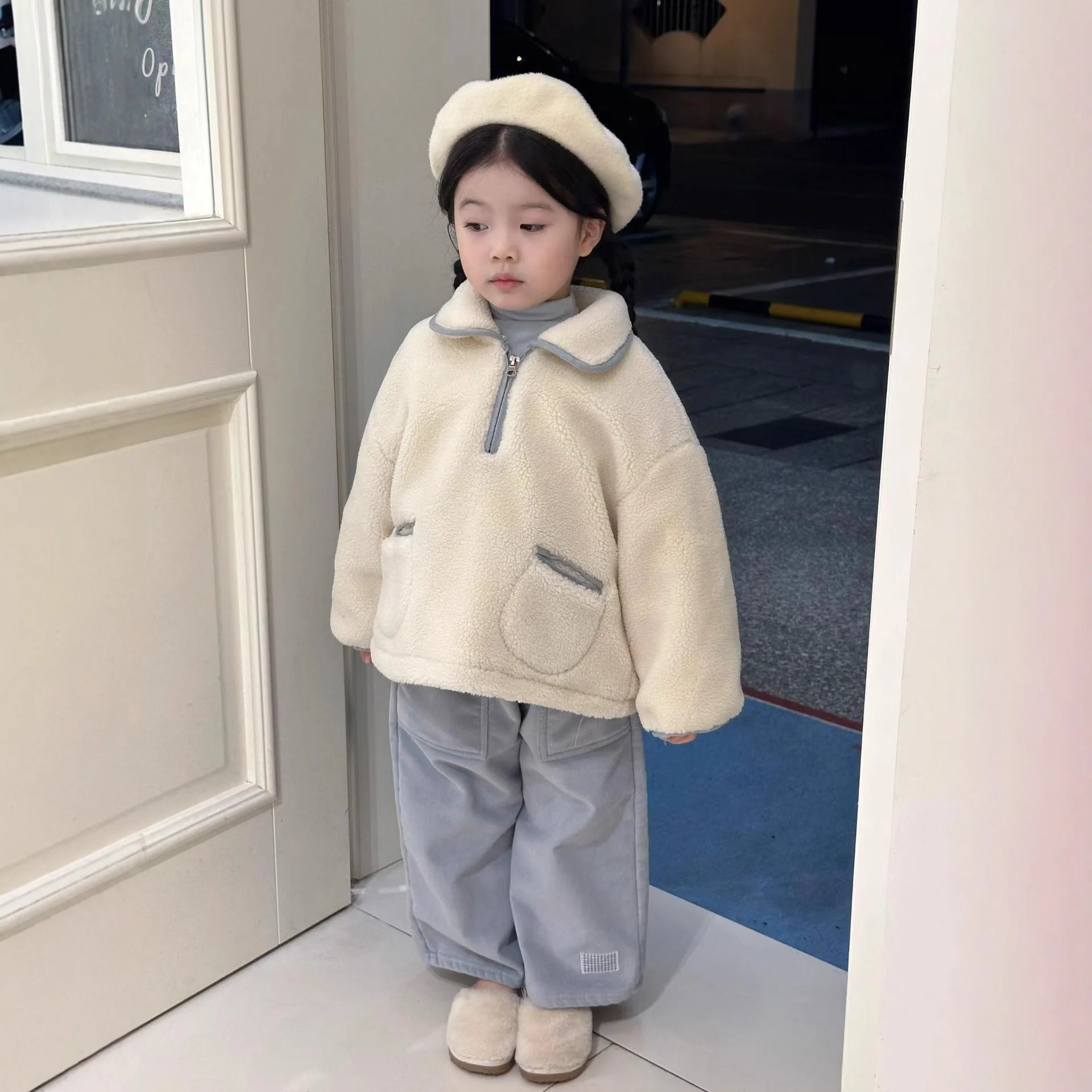 سترة صوف خروف سميكة دافئة وبسيطة كورية شبه سحاب للفتيات الصغيرات غطاء بنطال رياضي مستقيم جميل