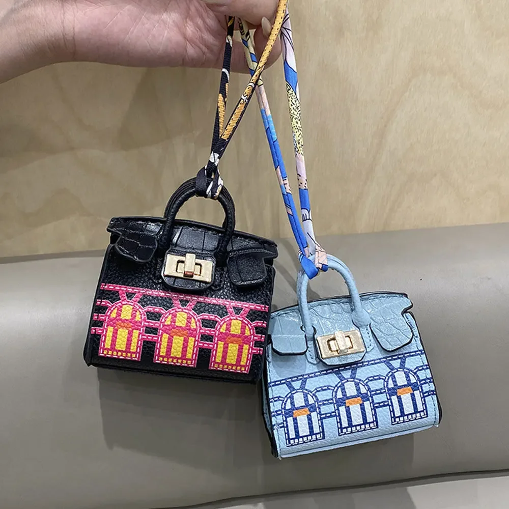 NEW 2024 Mini Bag Pendant Crocodile Pattern Exquisite Change Bag Pendant High End Earphone Bag Red Mouth Charter Key Buckle