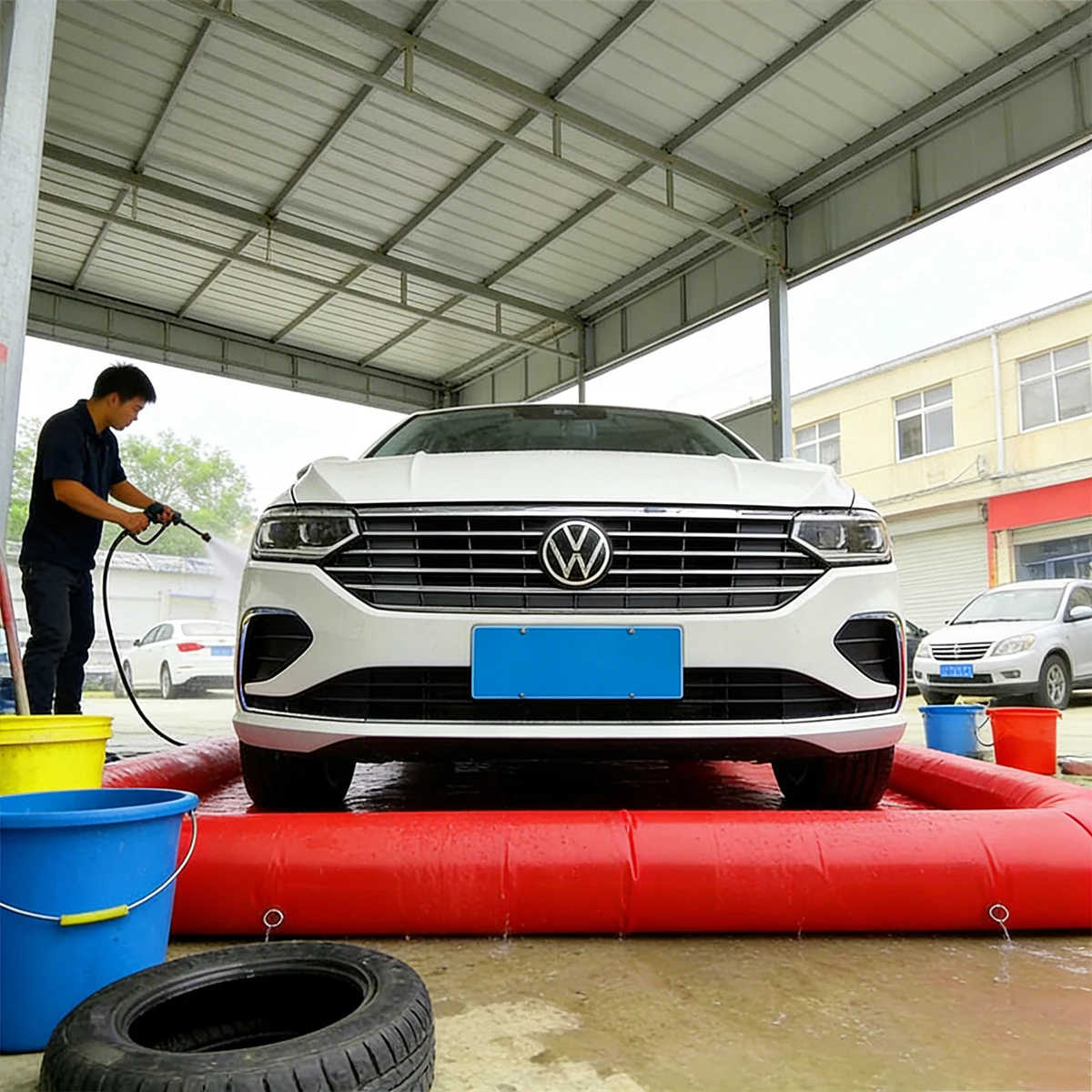 Mata do mycia samochodu, dmuchany basen, mata do mycia samochodu z poduszką powietrzną, przenośna dmuchana mata do mycia samochodu do czyszczenia samochodów i zbierania wody.