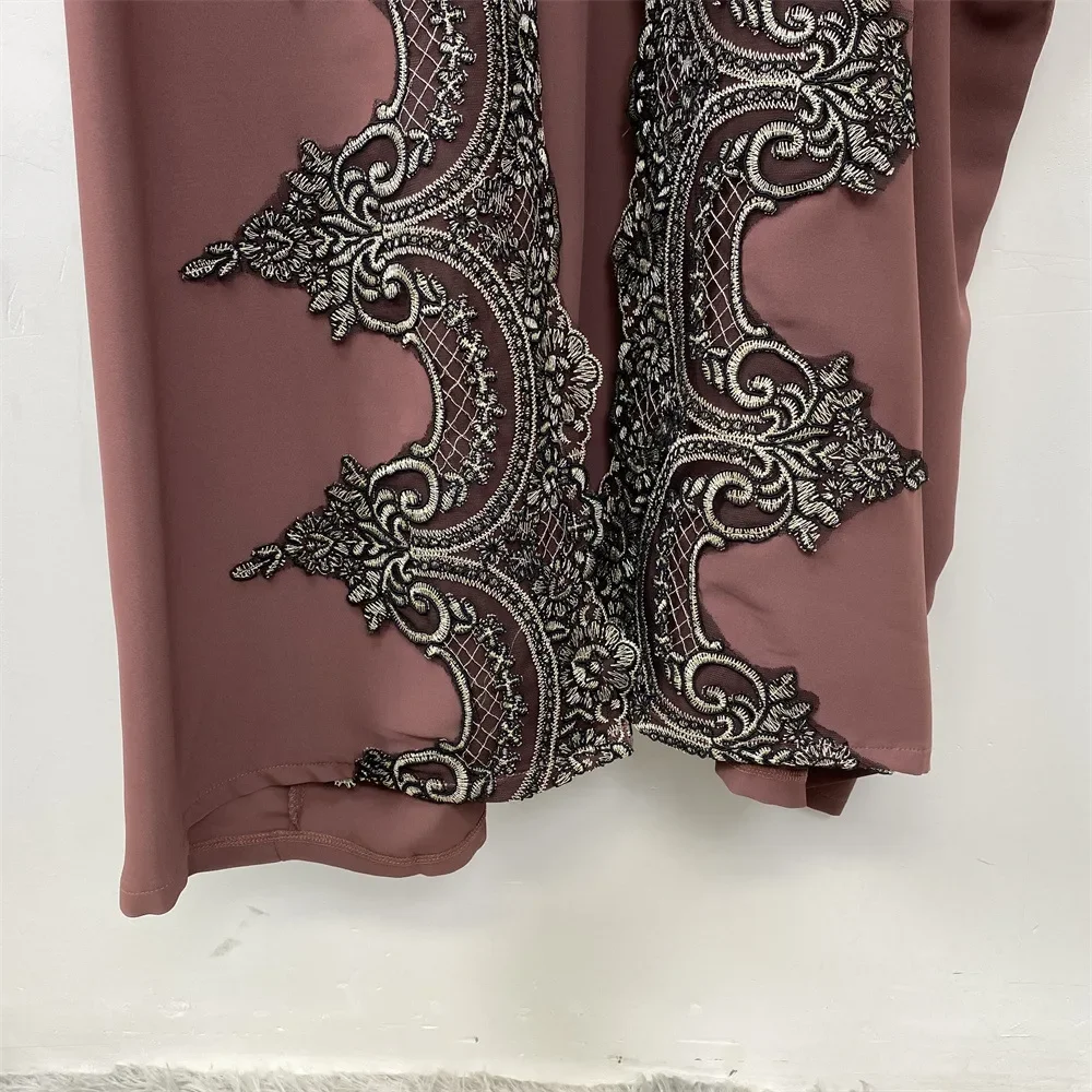 UNI Luxus Stickerei Strickjacke Mantel Nahen Osten Kleidung Muslim Islamischen Fledermaus Ärmel Abaya Kaftan Dubai Party Kleid Frauen Kleider