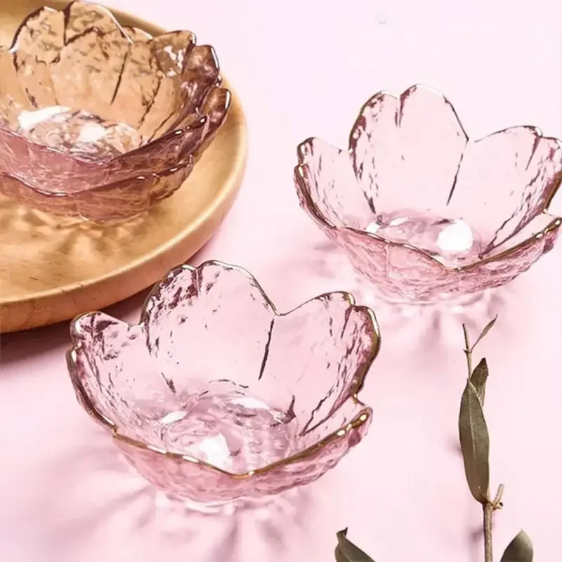 Elegant Golden Inlay Glass Sakura Plate: Nordic-Inspired Sauce Bowl & Miniature Flower Candleholder for Fruit Display