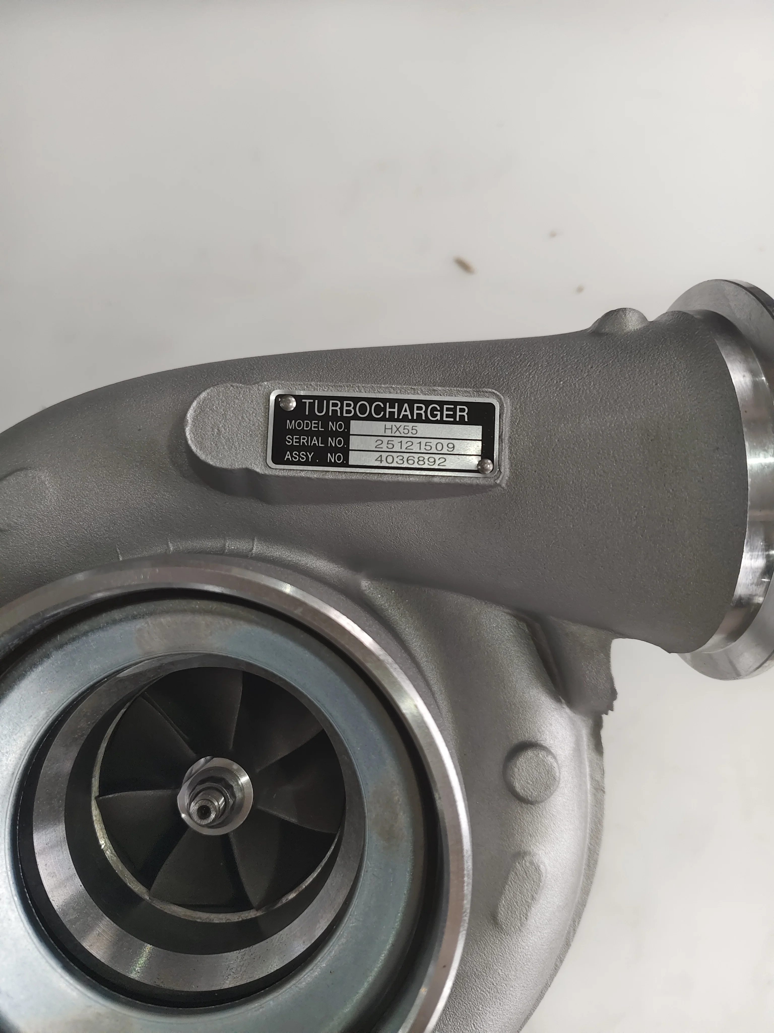 HX55 Turbo 4036892 3590909 3591788 3591789 	44089754 408975400 Turbocharger For Various Freightliner with Signature 450