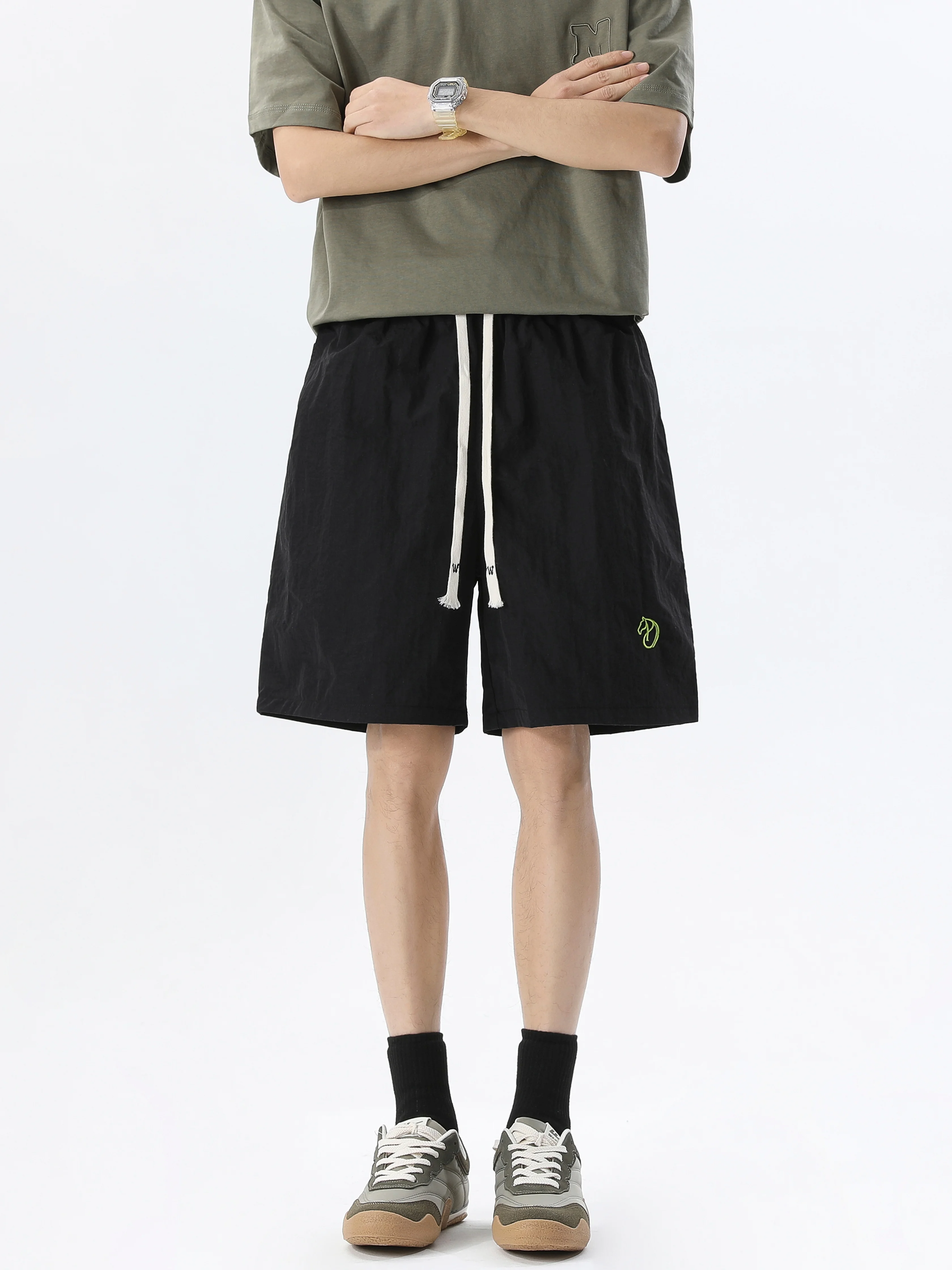 

Men's Fashion Trendy Brand High-Density Embroidered Horse Head Casual Beach Shorts Suitable for Hiking, Mountaineering, Fishing, Camping, Golf Drawstring Shorts Men's Clothing