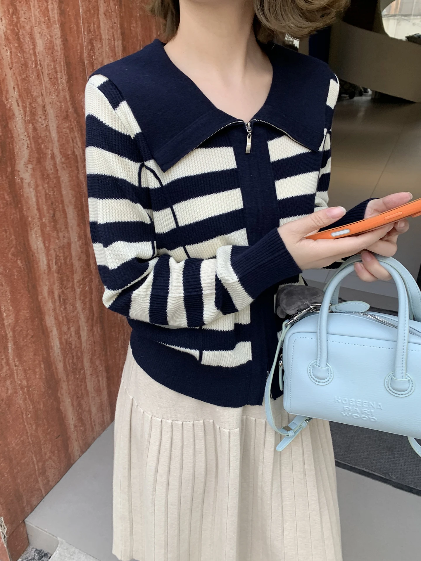 

Женский вязаный кардиган в полоску с двойной молнией и воротником, свободный свитер с длинными рукавами для создания молодежного образа