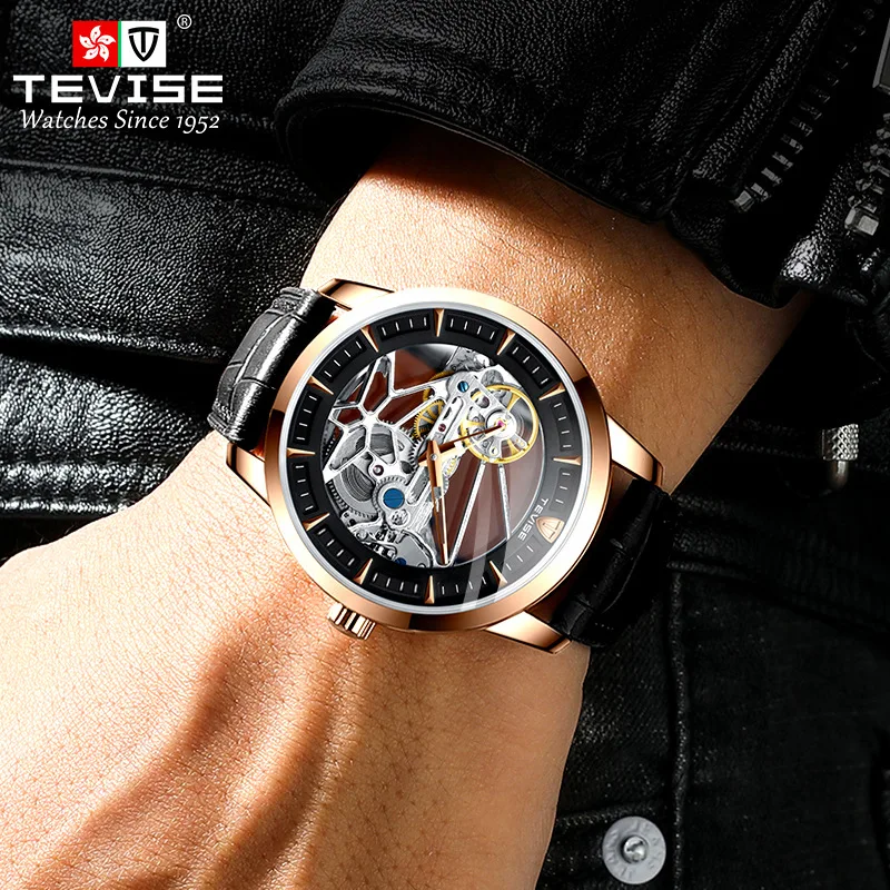 

Tourbillon Hollow Automatic Mechanical Watch Men's Leather Multi-functional Waterproof Sports Watch