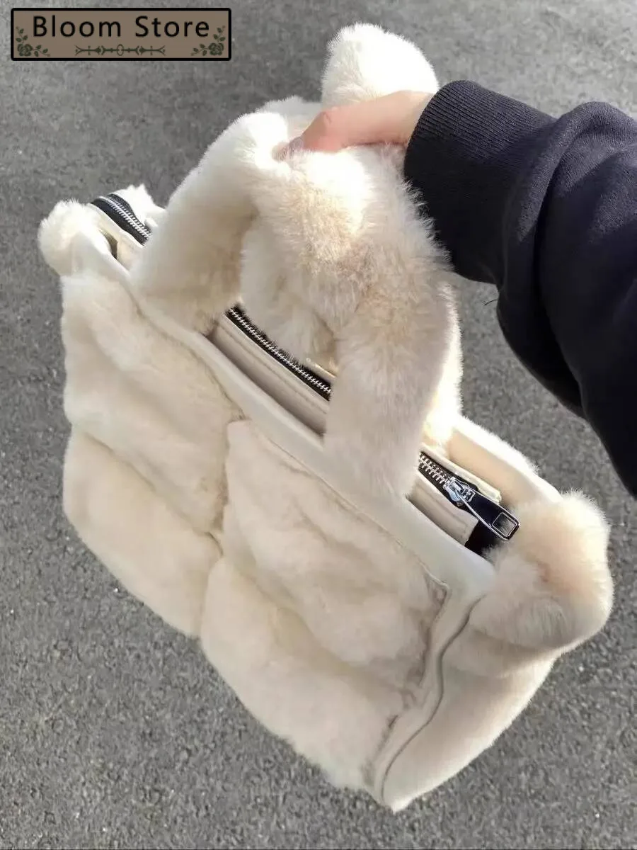 

Bloom Haruku White Shoulder Bags Women Vintage Plush Soft Large Capacity Tote Bag Female New Retro Handbag Aesthetic