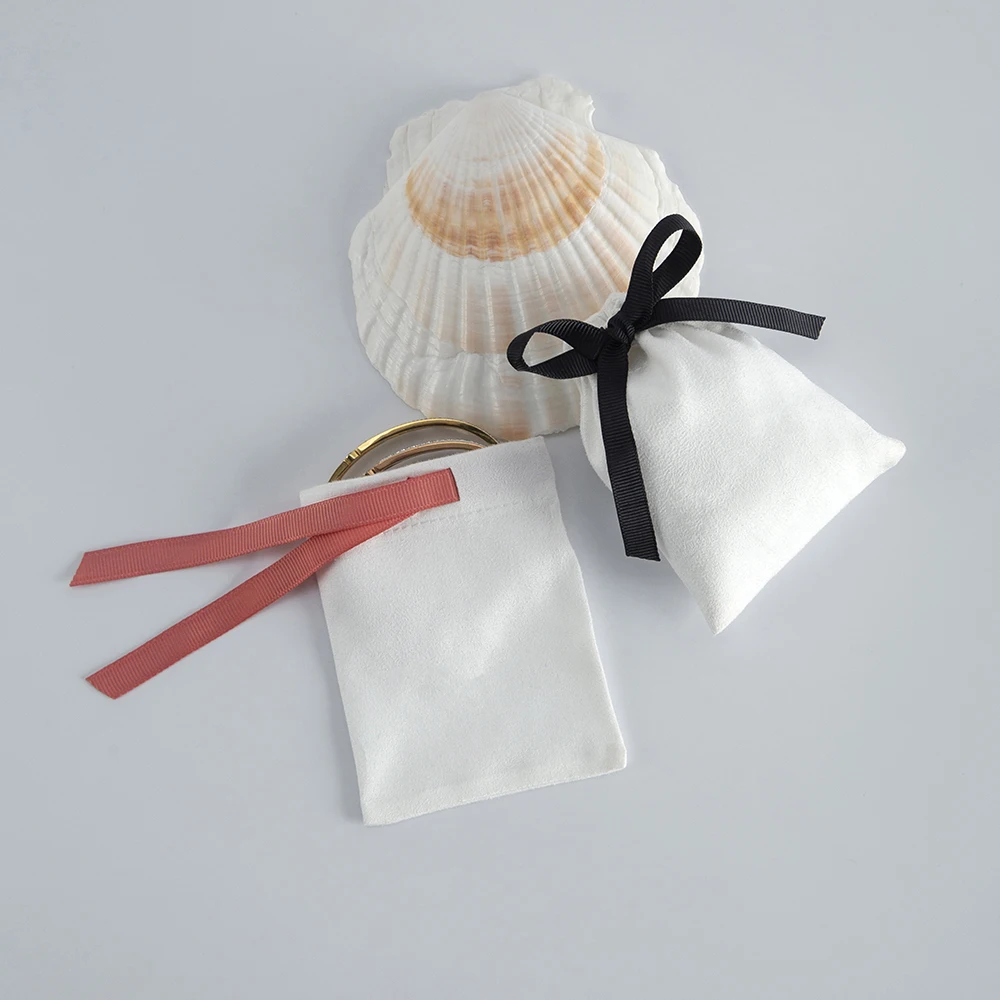 Pochettes d'emballage de bijoux à petite proximité, ruban de velours glouton blanc, sac de rangement pour boucles d'oreilles et colliers, 50 pièces