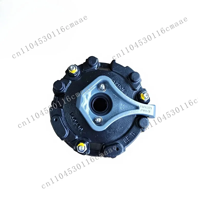 High torque, motor brakes with brake discs and pads for conveyor systems