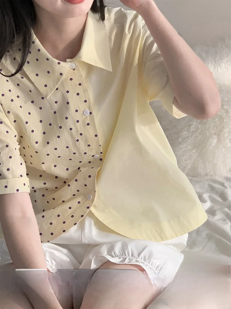 

Женская летняя блузка-топ в японском стиле с коротким рукавом, в горошек, с цветовыми блоками, милым дизайном и оригинальным стилем.