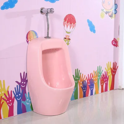 Urinario colorido montado en la pared urinario prensado a mano de cerámica urinario para niños de jardín de infantes montado en la pared