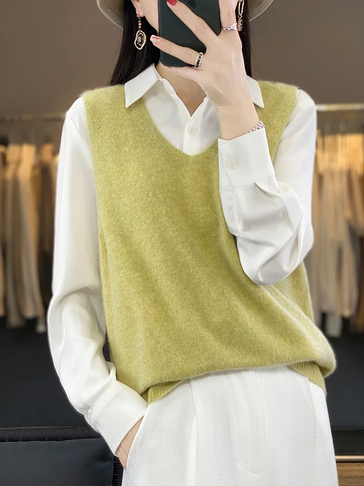 

2024 Spring New Women V-neck Sleeveless Pullover Waistcoat 100% Merino Wool Sweater Soft Casual Cashmere Knitwear Korean Fashion