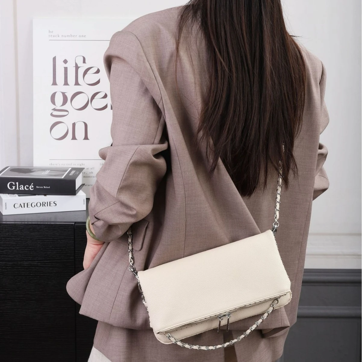 2025年ファッション高級デザインバッグ クロスボディ レディースバッグ 2025年新作 レディース ウィングバッグ クラシックブラック シングルショルダー エンベロープバッグ ザディゲントバッグ