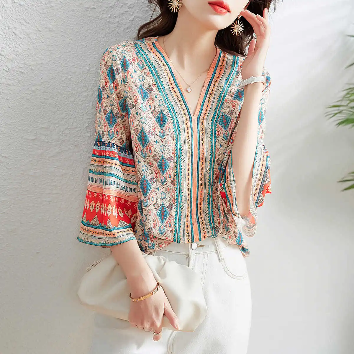 Folk Elegant Printed Chiffon Shirt Spring Summer 2023 Streetwear V-Neck Flare Three Quarter Sleeve Loose Blouse Women\'s Clothing