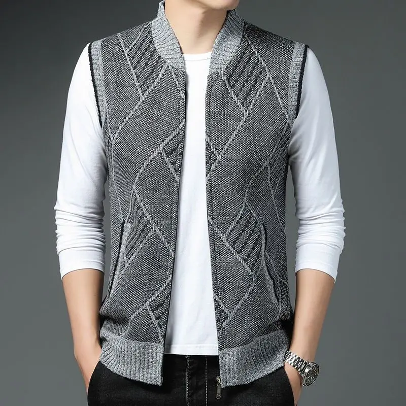 Men's Fashion Striped Knit Varsity Jacket Slim Fit No Sleeve Cardigan Vest Outerwear Autumn Winter Layering Top