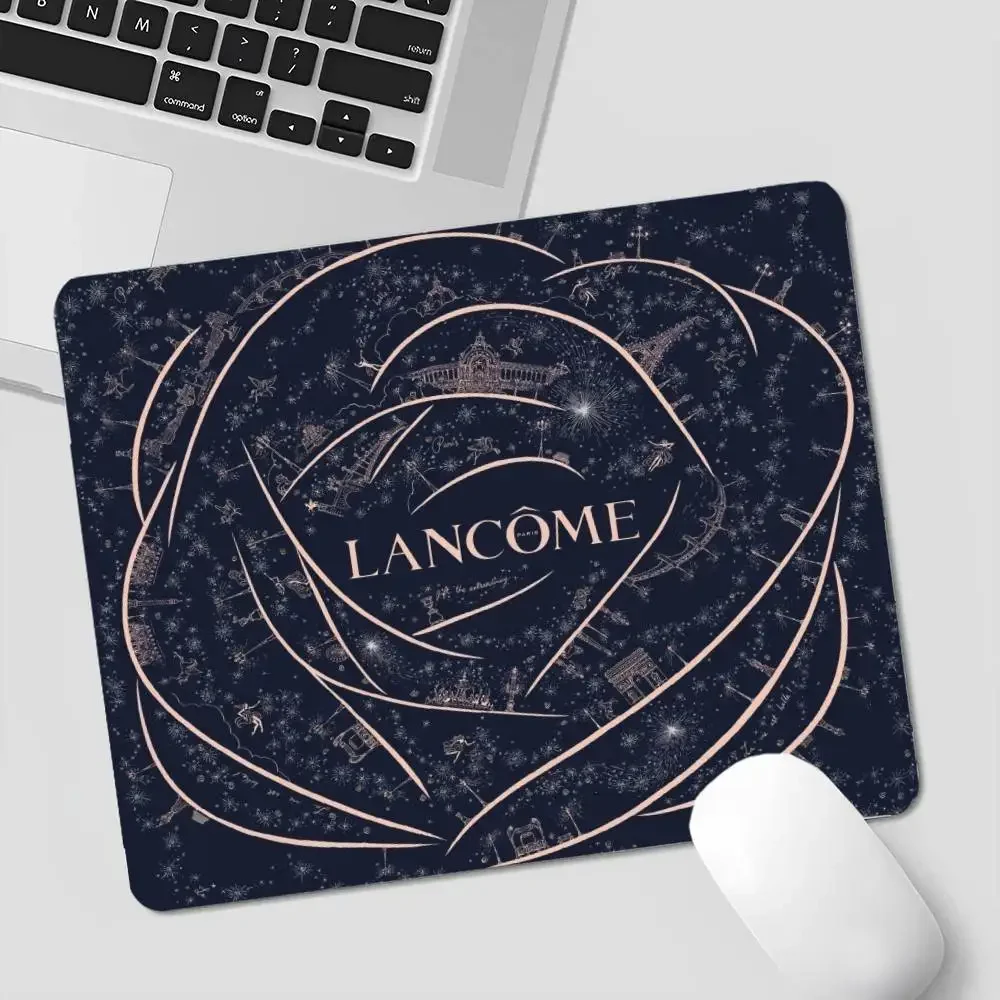Fashion pattern L-L-LancomeS 20x25cm Speed Version Game Computer Keyboard Office Table Mat Cheapest Cup Mats Desktop Mat