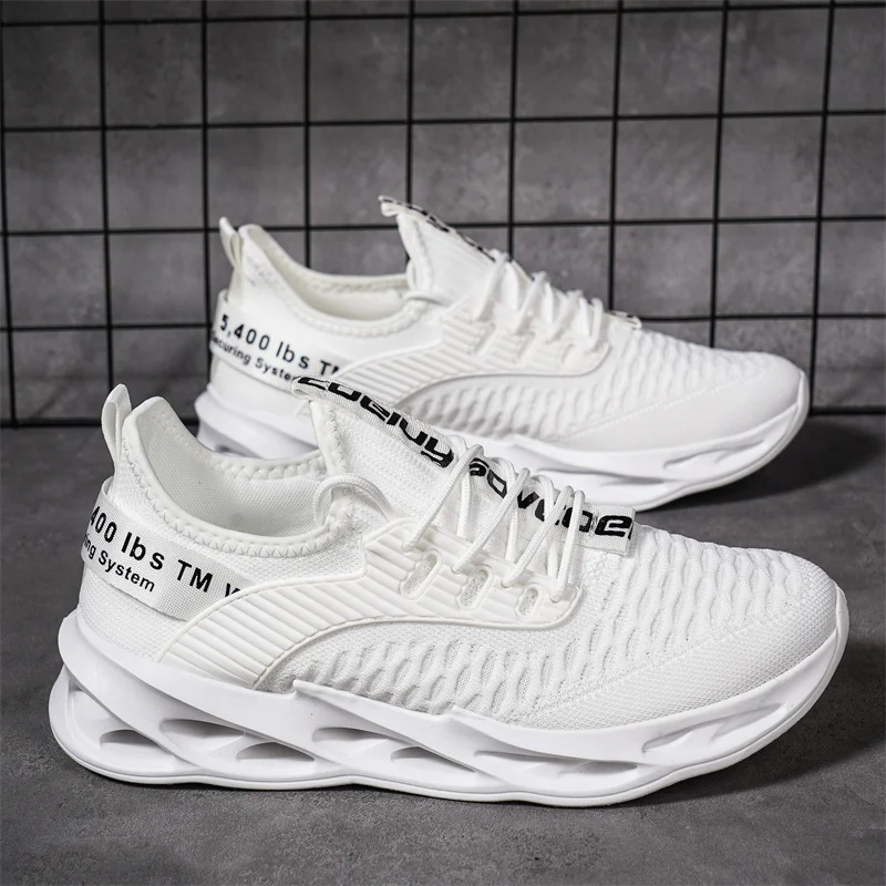 Hot Sale Pink Casual Sneakers Women Men Blade Shoes Big Size 46 Light Breathable Running Shoes Shoes Men Mesh Sports Sneakers