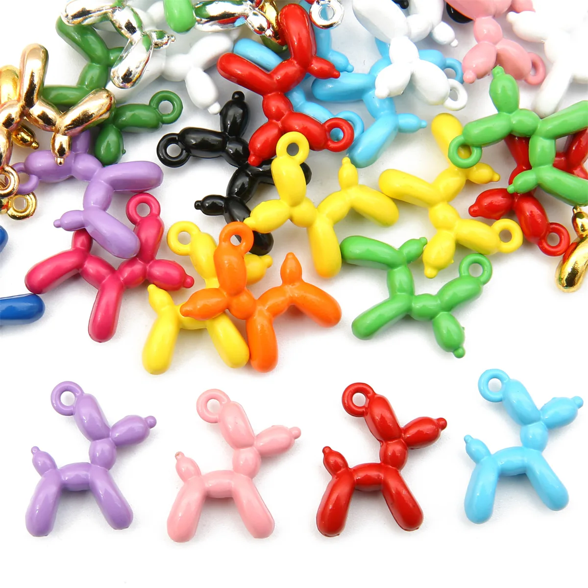 10 peças de pingentes minimalistas de cachorro balão de 19x14mm, pingentes simples de animais balão em resina, suprimentos versáteis para projetos de artesanato.