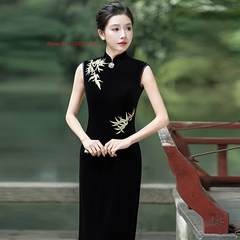 2026 chinese vintage dress velvet qipao traditional bamboo embroidery evening dress sleeveless cheongsam banquet stage dress