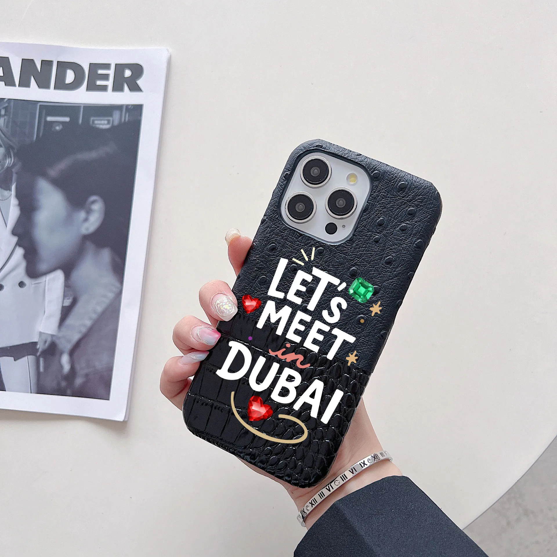 どこで会いたいですか？DUBAIレザー製スマホケース（16、 - Phone Cases Dubai のレビューと価格