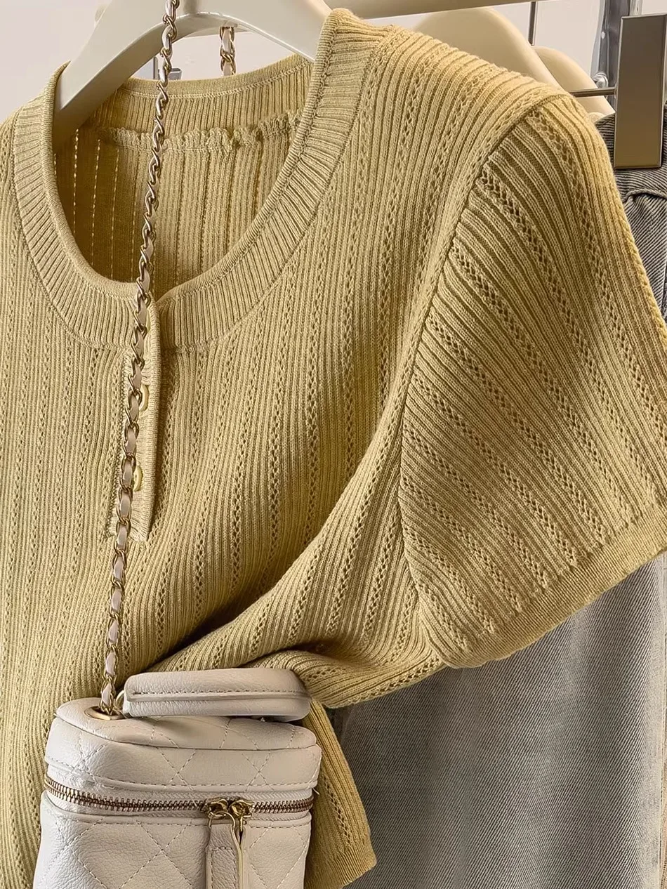 Loose Ice Silk ort Sve T-irt Women's Summer Hollow out f Open Collar Top Belly Covering Small irt Korean Sle