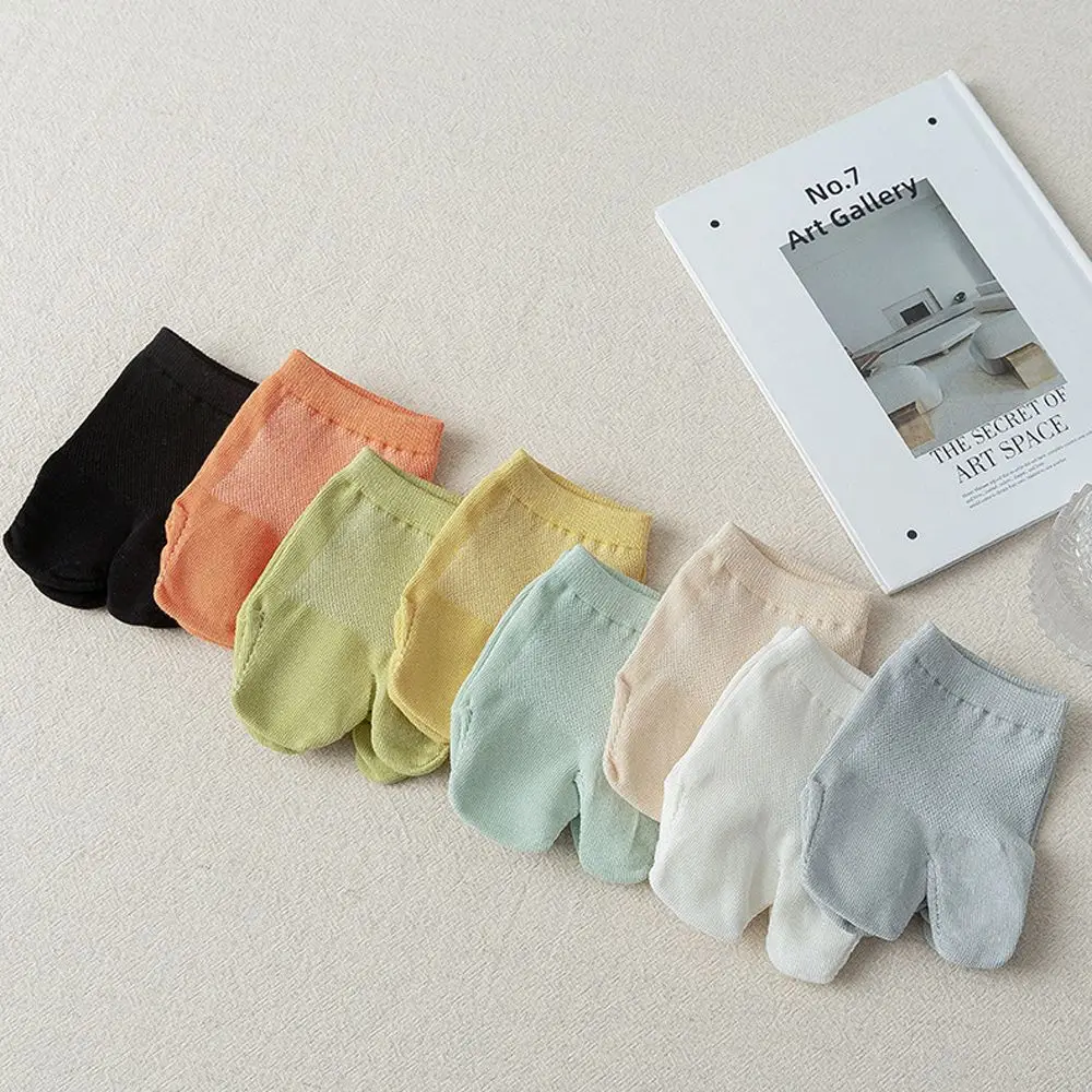 

Simple Cute Invisible Cotton Breathable Mesh Candy Color Two Toe Socks Split Toe Socks Half Palm Socks Women Hosiery