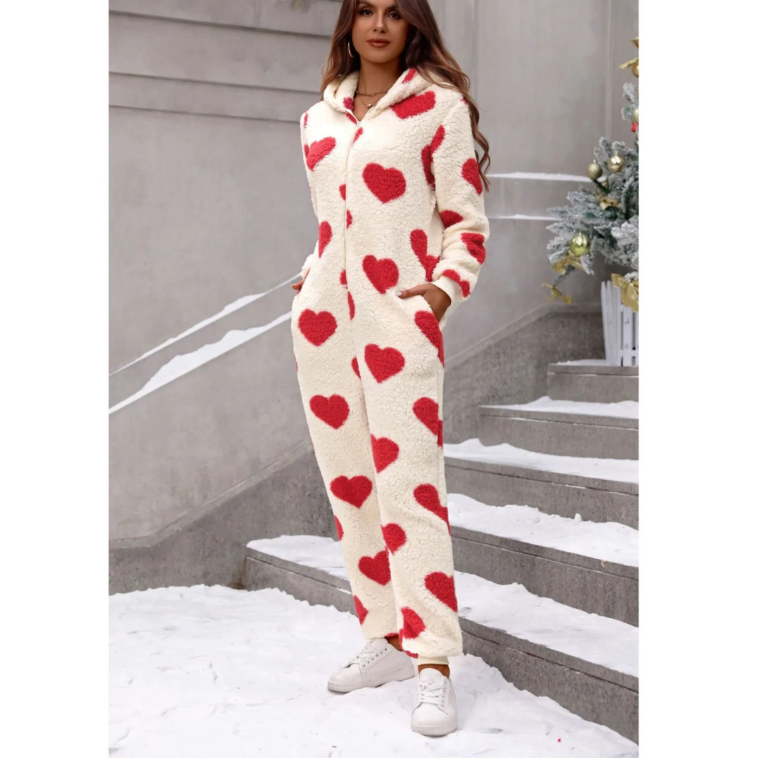 Roupas Femininas 2025 Womens Plush Home Christmas Love Print Themed Pajamas Trousers Winter Warm Loose And Comfortable Jumpsuits