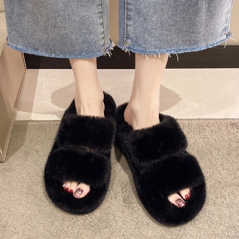 

2025 Winter High Quality Fashionable and Simple Warm Women Slippers Home Fluffy Soft Indoor Thick Flats Heel House Shoes