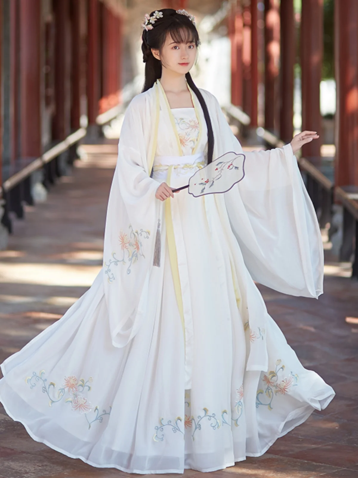 

Original Hanfu Women's Waist-Length Full Set 6m Wide Hem Flowers Hidden Traditional Chinese Clothing